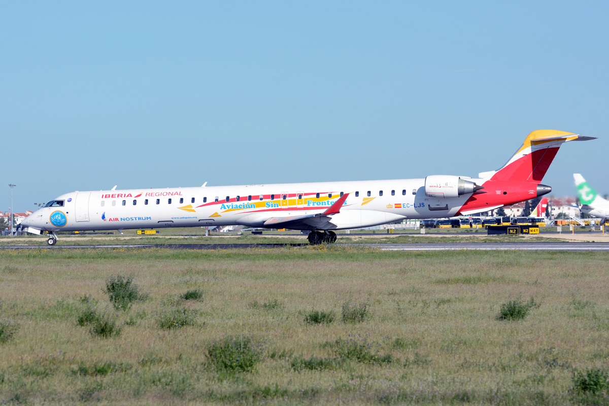 EC-LJS (cn 19003) Bombardier CRJ-1000