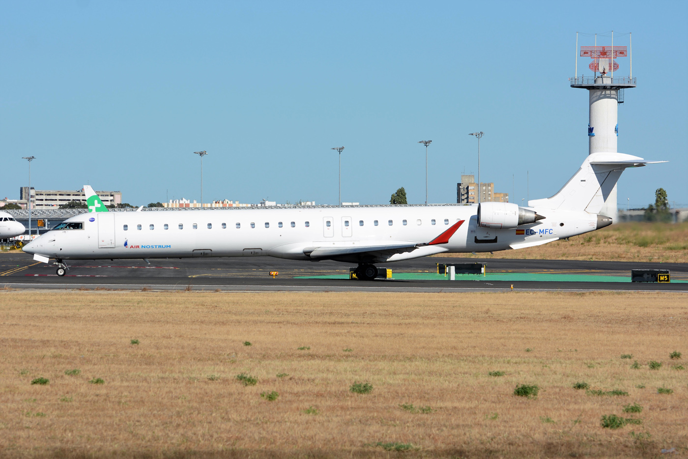 EC-MFC (cn 15065) Bombardier CRJ-900