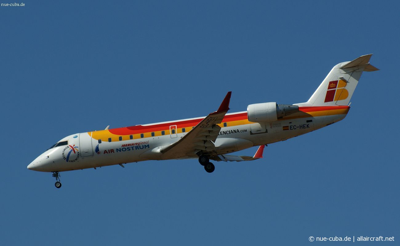 EC-HEK (cn 7320) Bombardier CRJ200ER