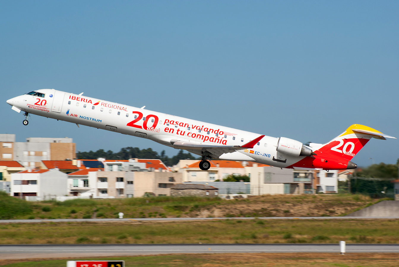 EC-JNB (cn 15057) Bombardier CRJ900ER