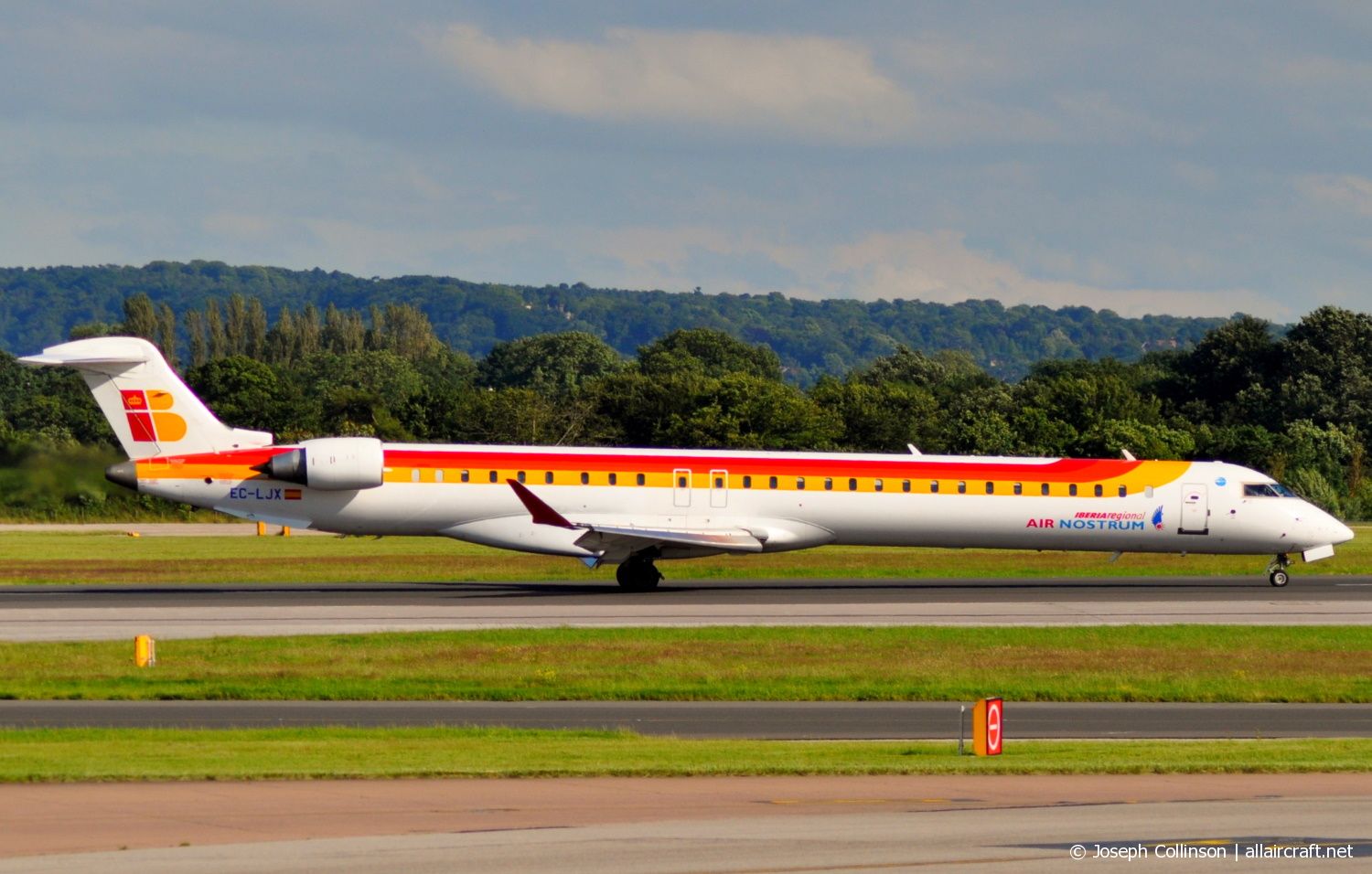 EC-LJX (19008) 2010 Bombardier CRJ-1000
