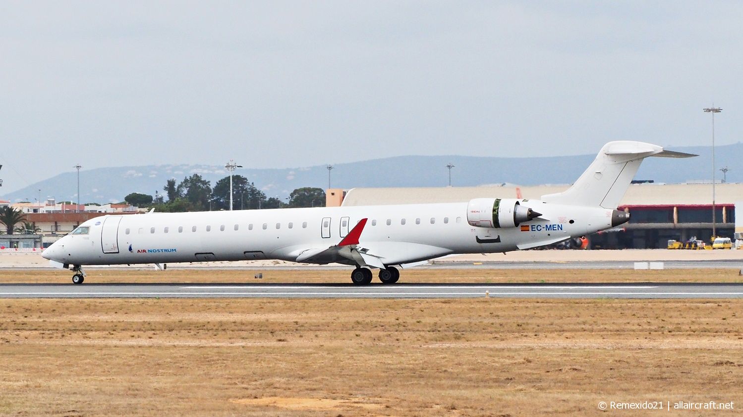 EC-MEN (cn 15063) Bombardier CRJ900ER