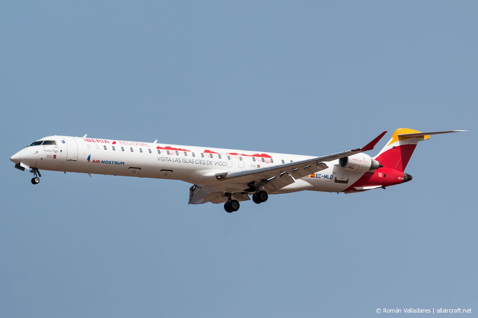 EC-MLO (19050) 2016 Bombardier CRJ-1000