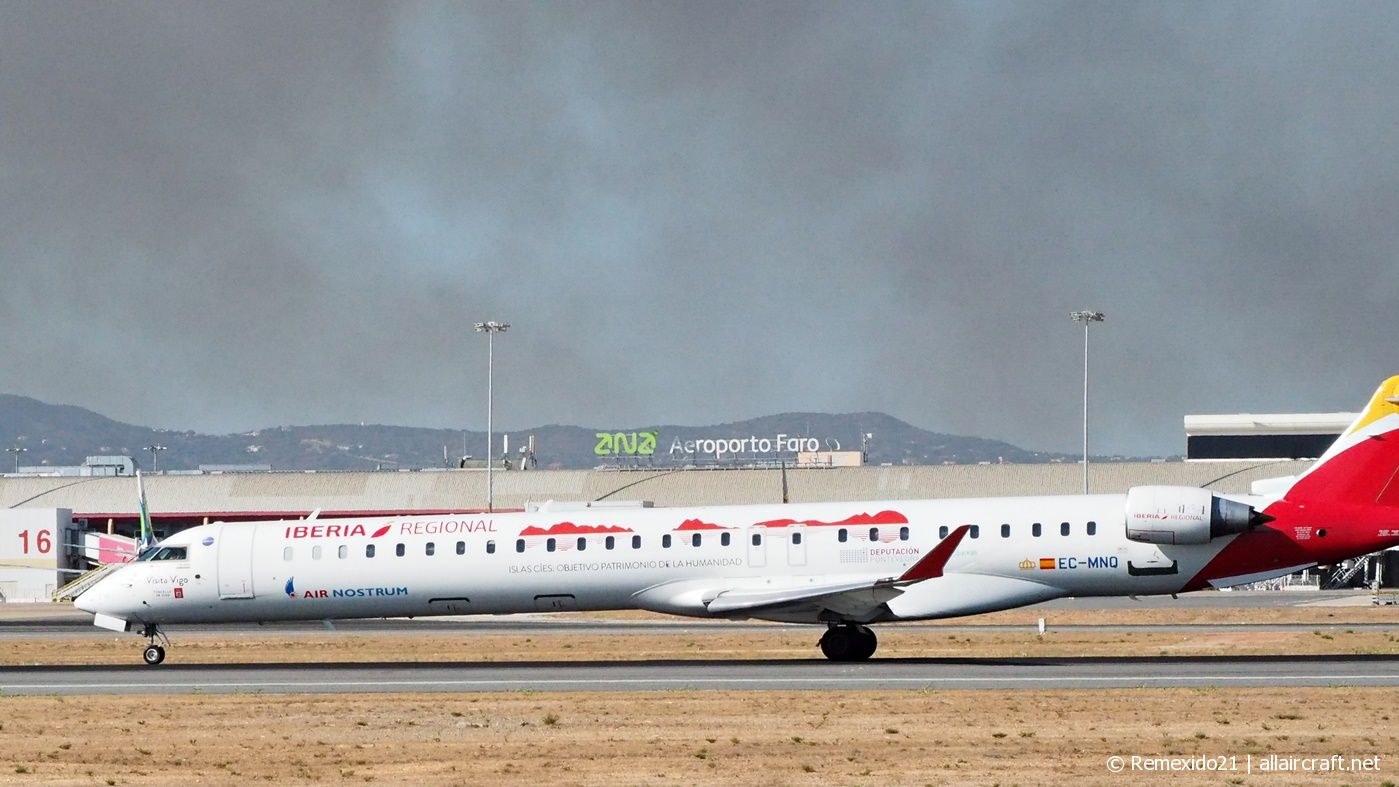 EC-MNQ (19051) 2016 Bombardier CRJ-1000