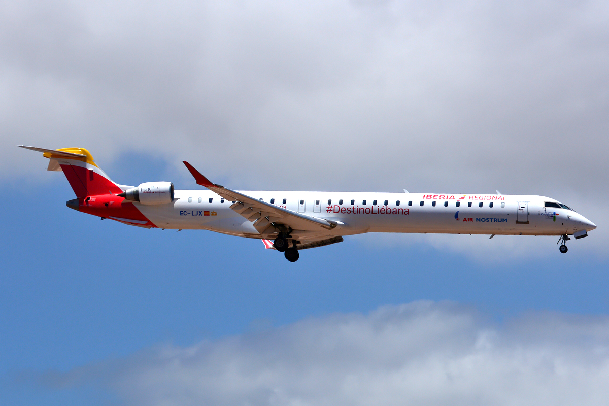 EC-LJX (cn 19008) Bombardier CRJ-1000