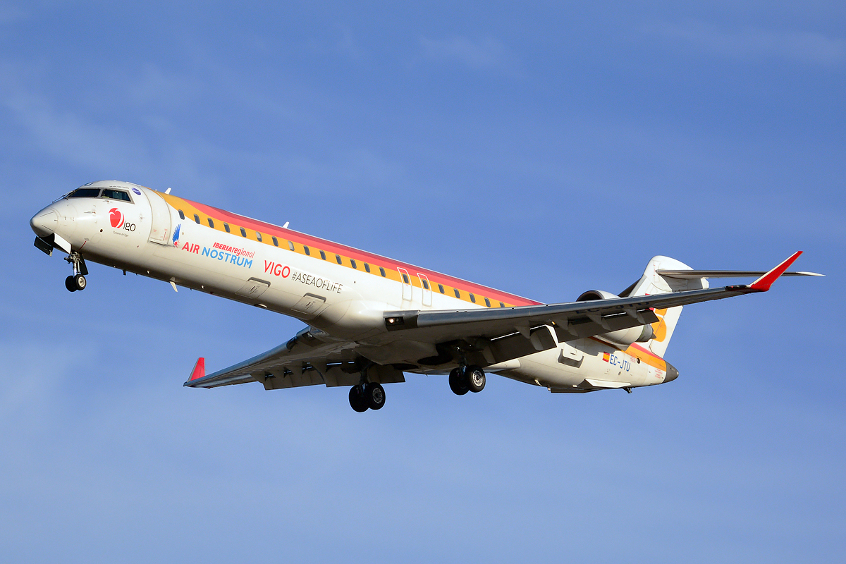EC-JTU (cn 15079) Bombardier CRJ900ER