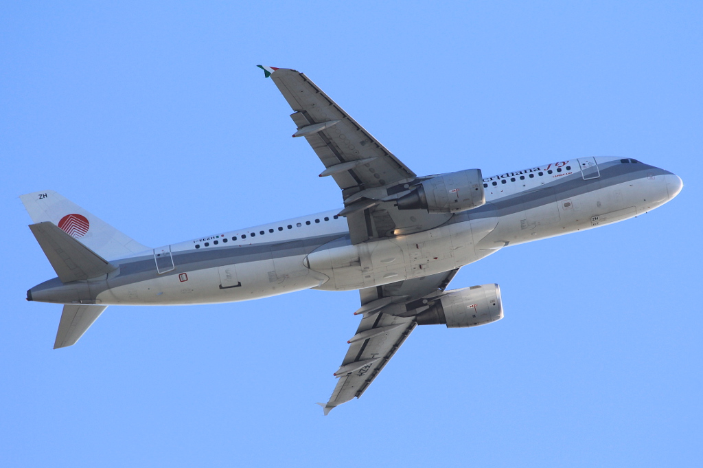 I-EEZH (737) 1997 Airbus A320-214