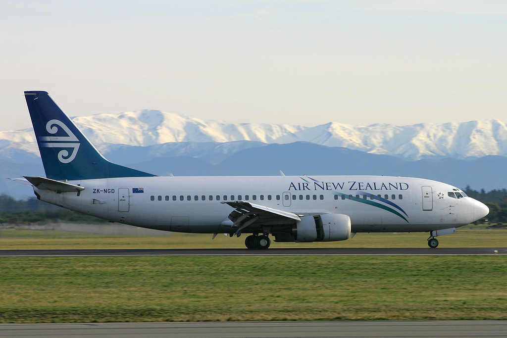 ZK-NGD · Boeing 737-3U3 · (CHC / NZCH)