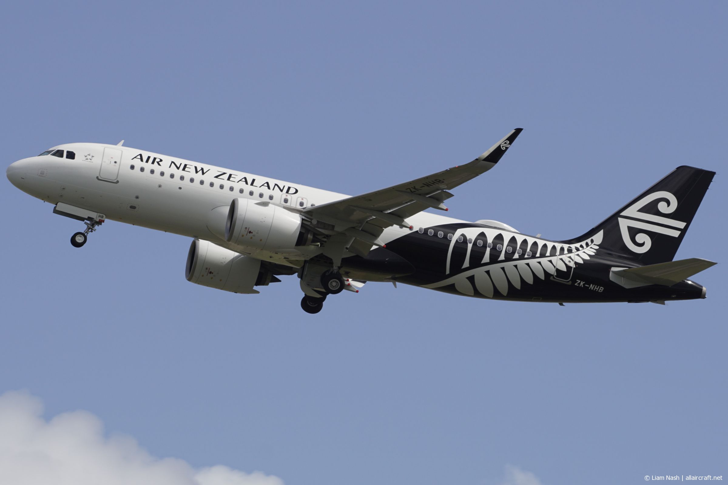 ZK-NHB (cn 8803) Airbus A320-271N