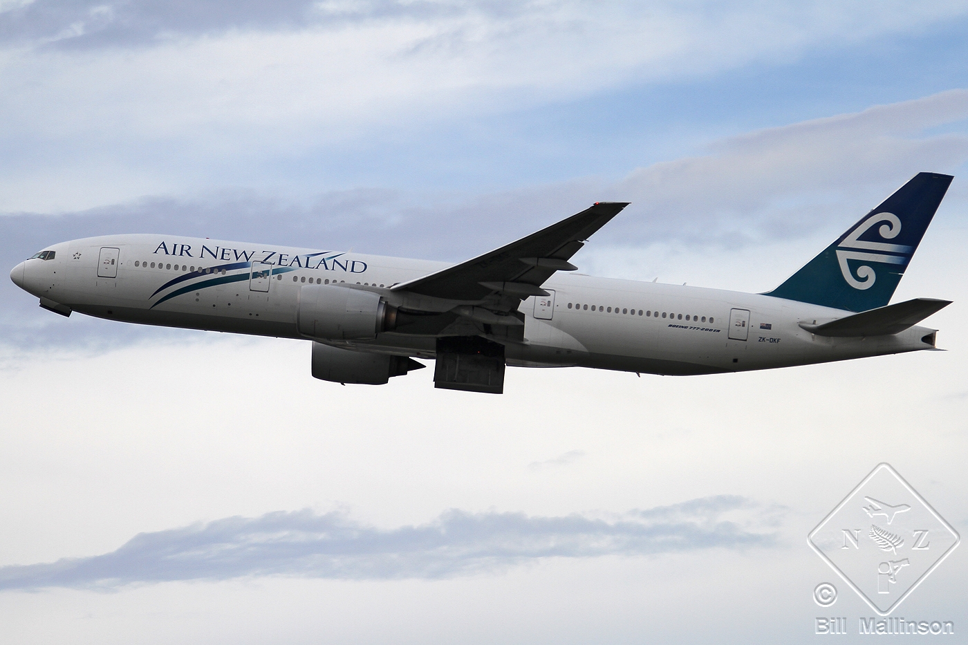 ZK-OKF · Boeing 777-219/ER · (SYD / YSSY)