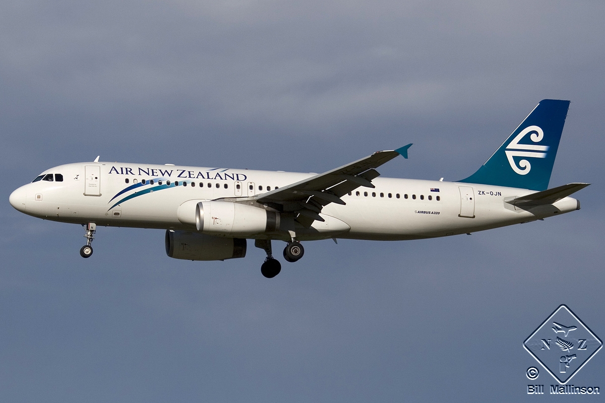ZK-OJN, (cn 2594), Airbus A320-232