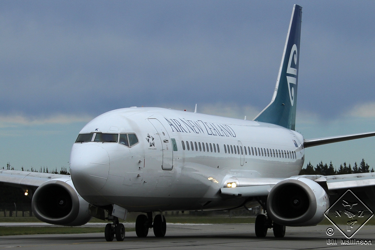 ZK-NGK (cn 26318) Boeing 737-3K2