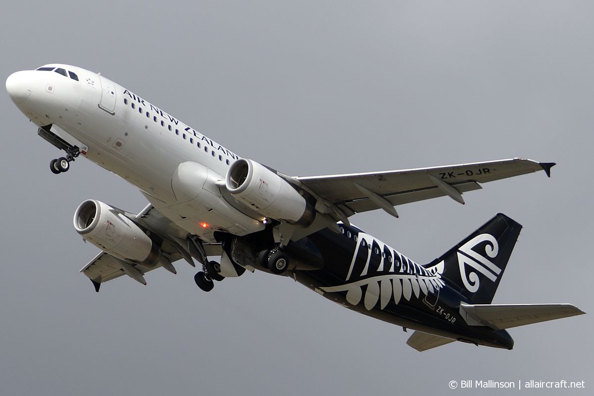 ZK-OJR (cn 4884) Airbus A320-232