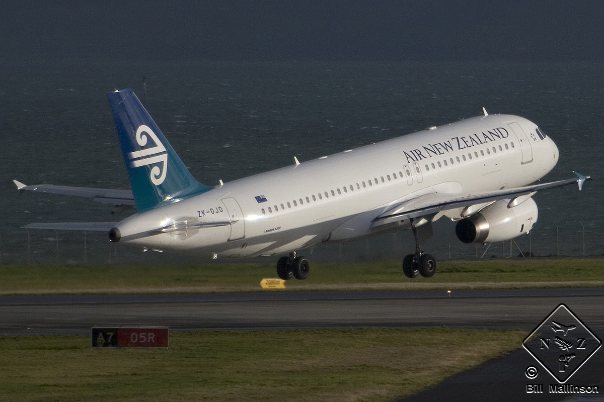 ZK-OJO (2663) 2006 Airbus A320-232