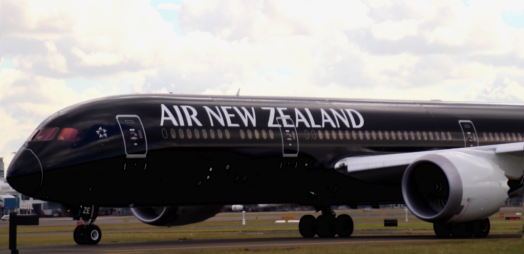 ZK-NZE (34334) 2014 Boeing 787-9 Dreamliner