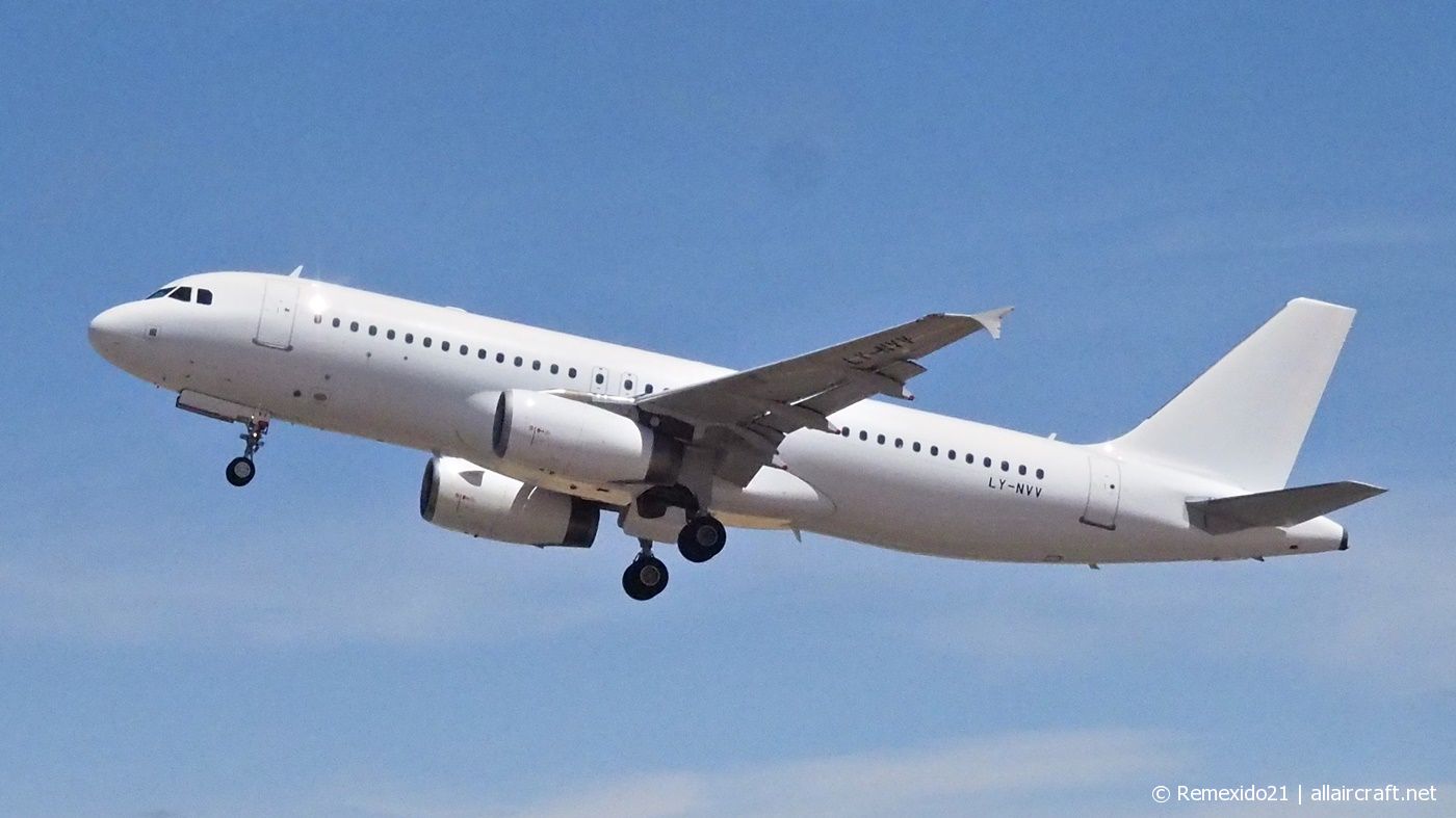 LY-NVV (2085) 2003 Airbus A320-232