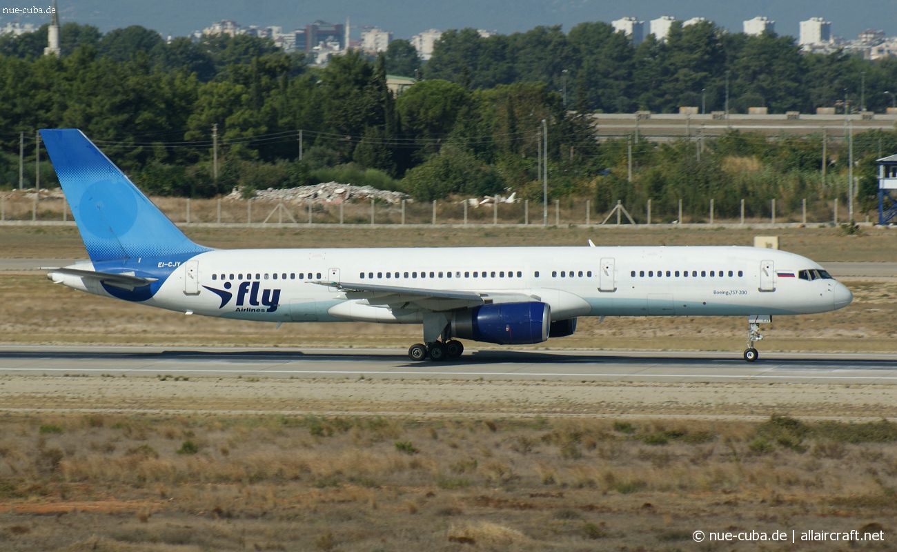 EI-CJY (26161) 1993 Boeing 757-2Y0