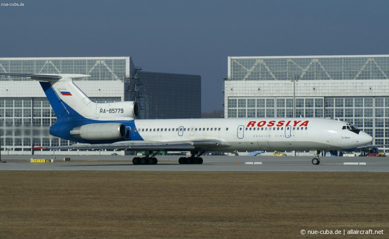 RA-85779 (cn 93A-963) Tupolev Tu-154M