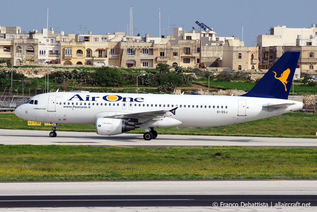 EI-DSJ (3295) 2007 Airbus A320-216