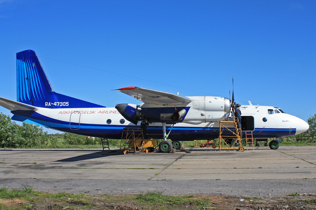 RA-47305 (57310305) Antonov An-24RV