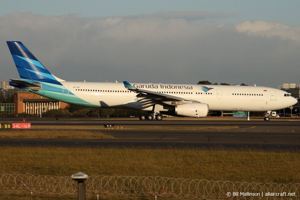 PK-GPY (1671) 2015 Airbus A330-343