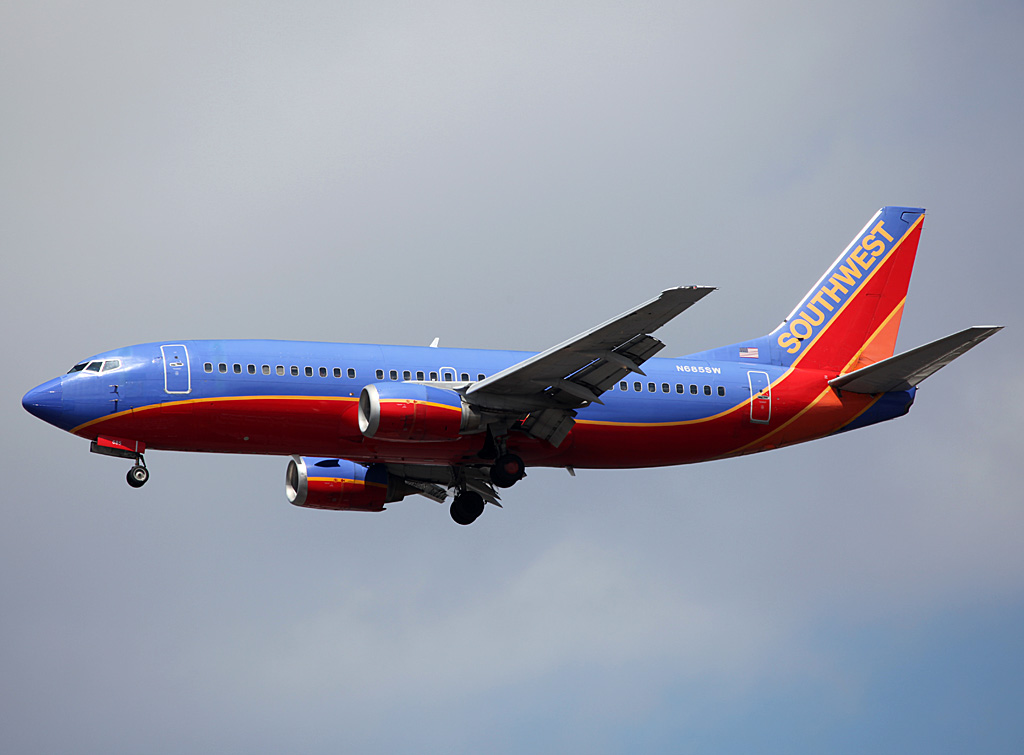 N685SW · Boeing 737-3Q8 · (ATL / KATL)