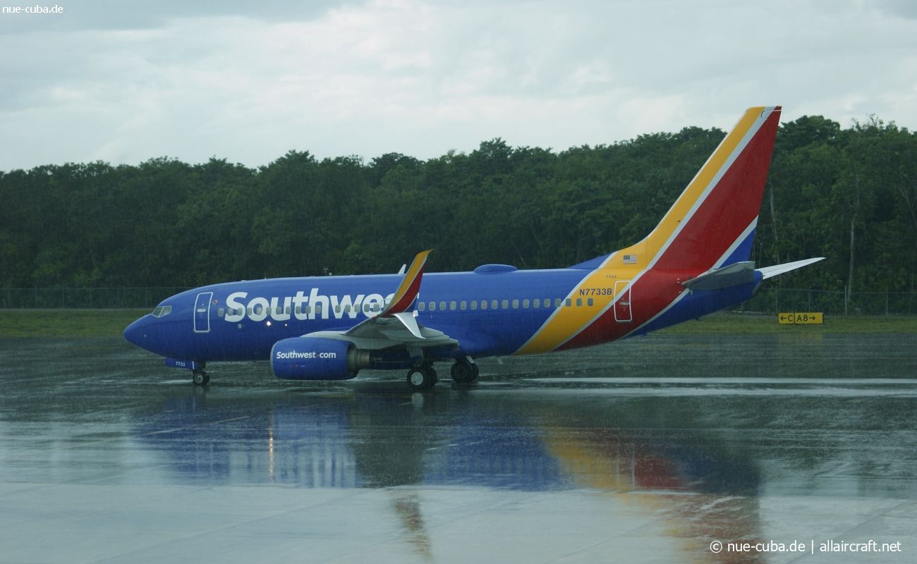 N7733B (32678) 2006 Boeing 737-76N(WL)
