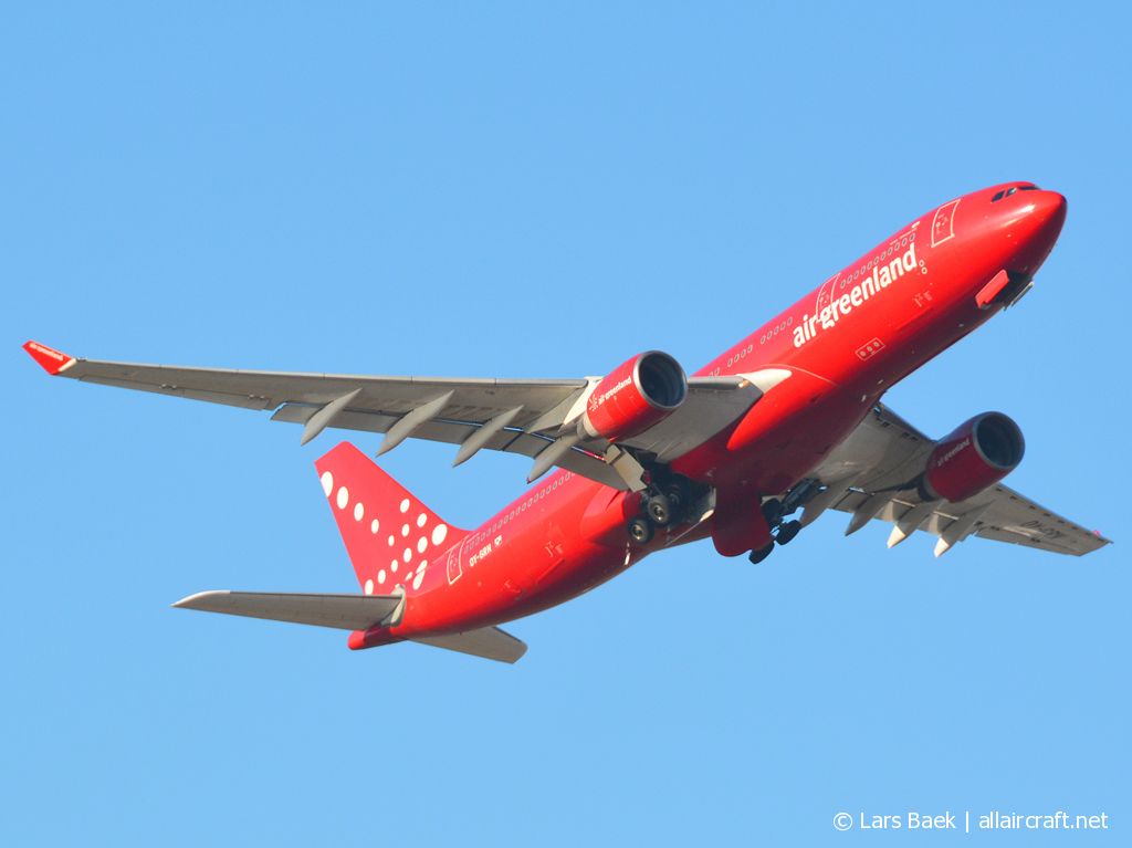 OY-GRN (230) 1998 Airbus A330-223