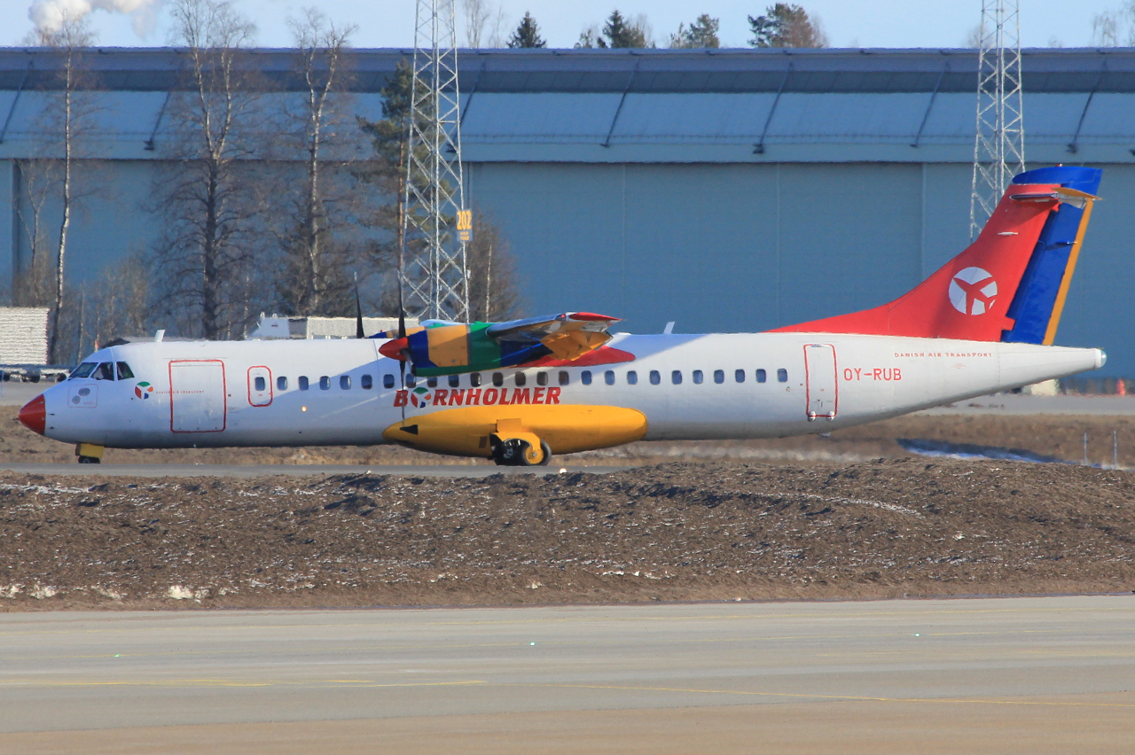 OY-RUB (301) 1992 ATR-72-202