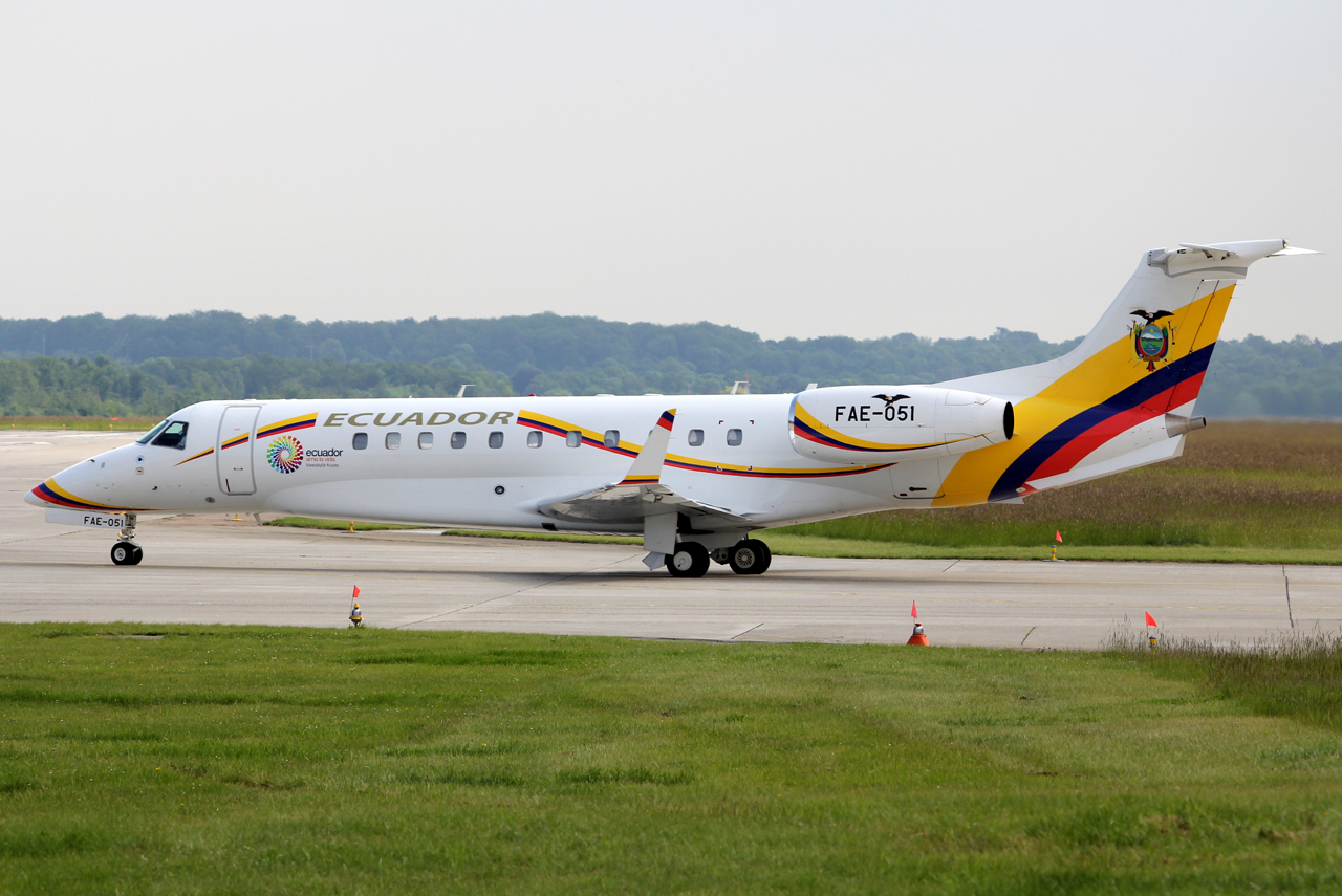 FAE-051 (14501082) Embraer ERJ-135BJ Legacy 600