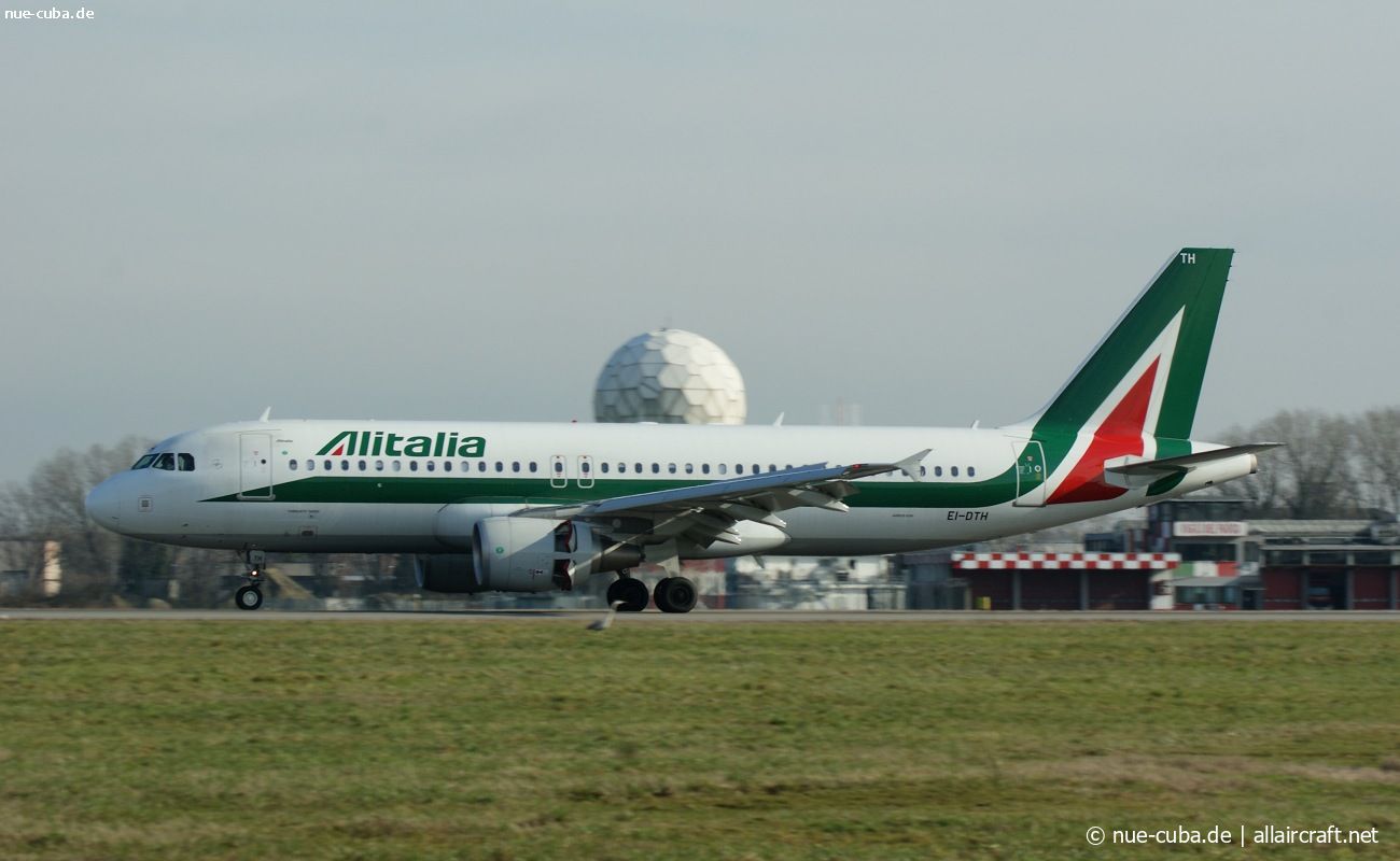 EI-DTH (3956) 2009 Airbus A320-216
