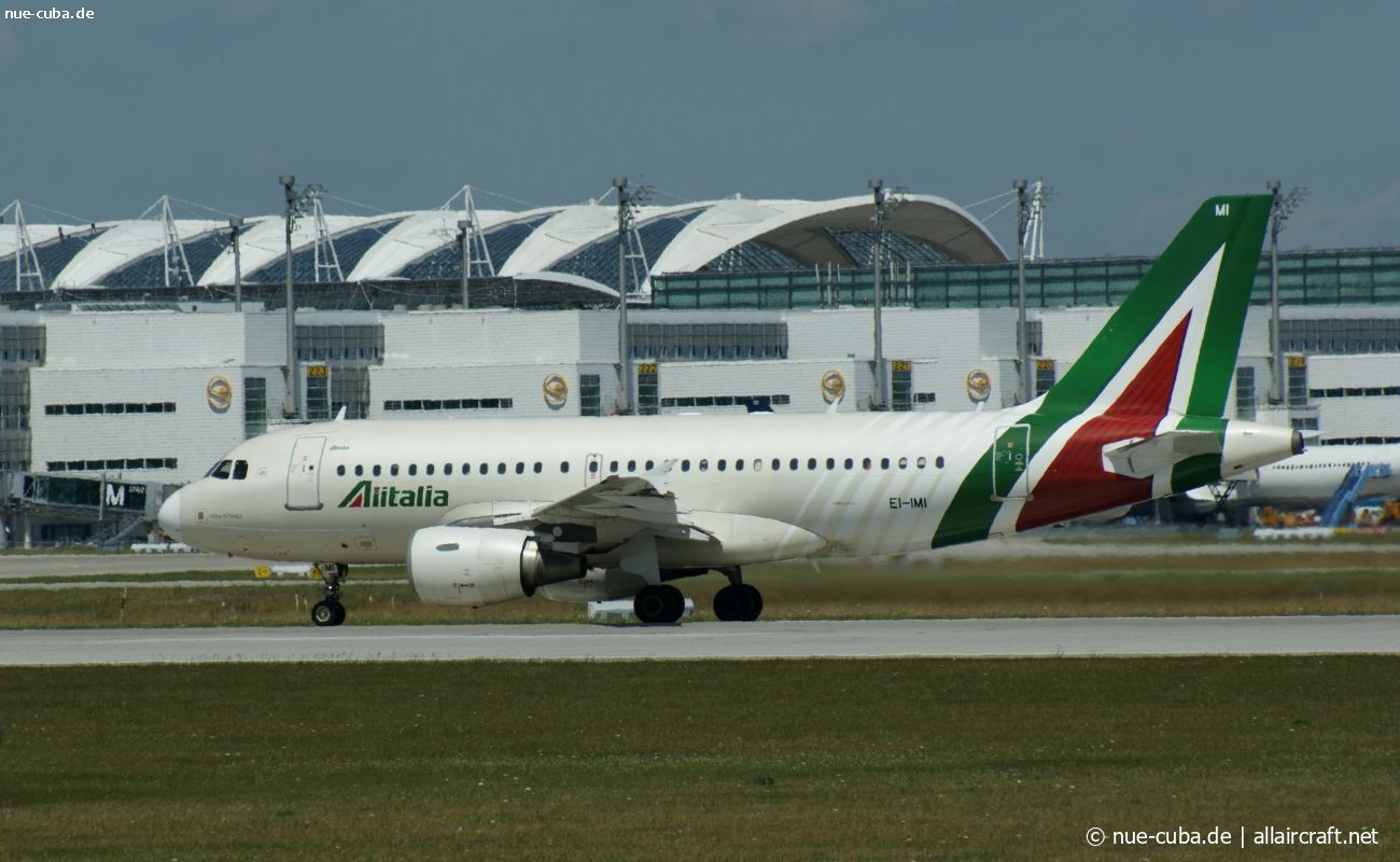 EI-IMI (1745) 2002 Airbus A319-112