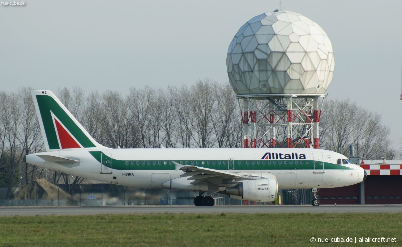 I-BIMA (1722) 2002 Airbus A319-112