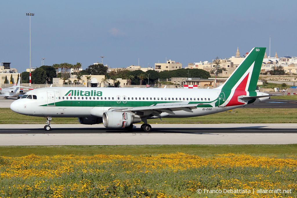 EI-DSD (3076) 2007 Airbus A320-216