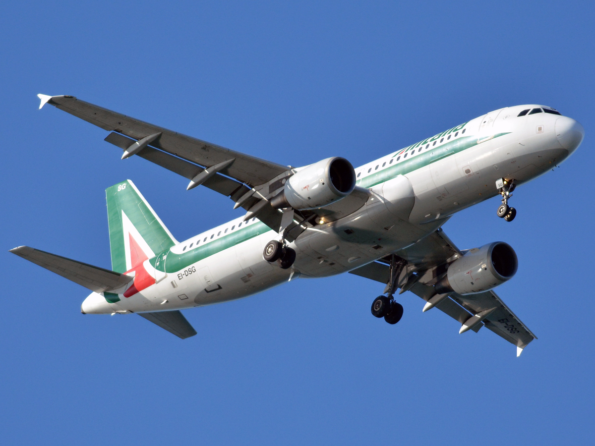 EI-DSG (3115) 2007 Airbus A320-216