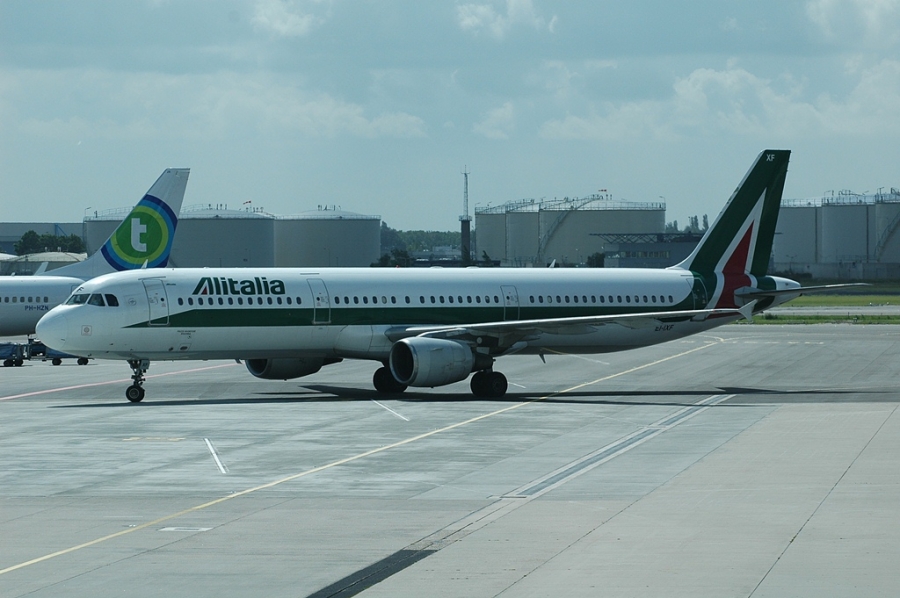EI-IXF · Airbus A321-112 · A(AMS / EHAM)