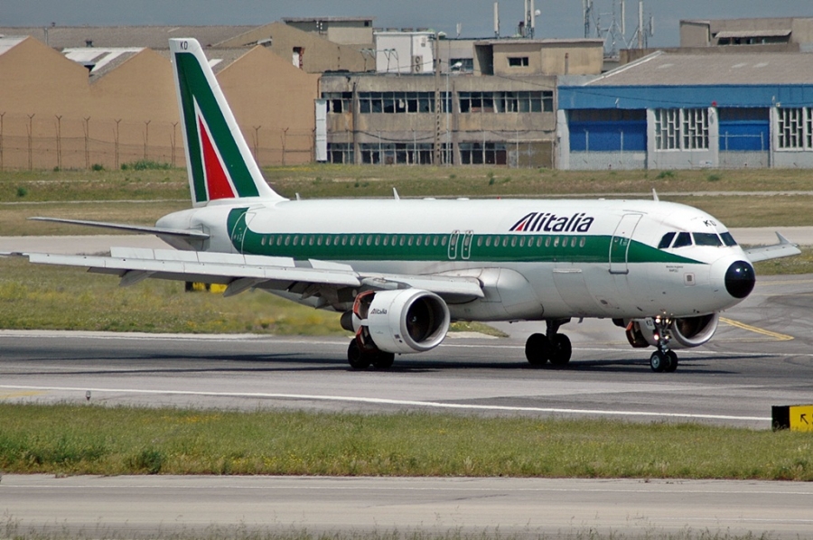 I-BIKD (1457) 2001 Airbus A320-214