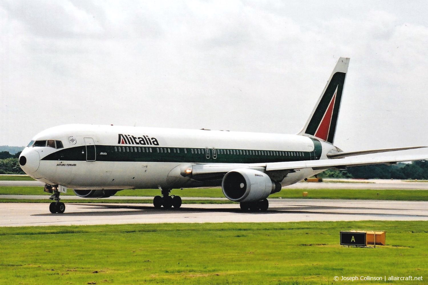 I-DEIL (28147) 1996 Boeing 767-33AER