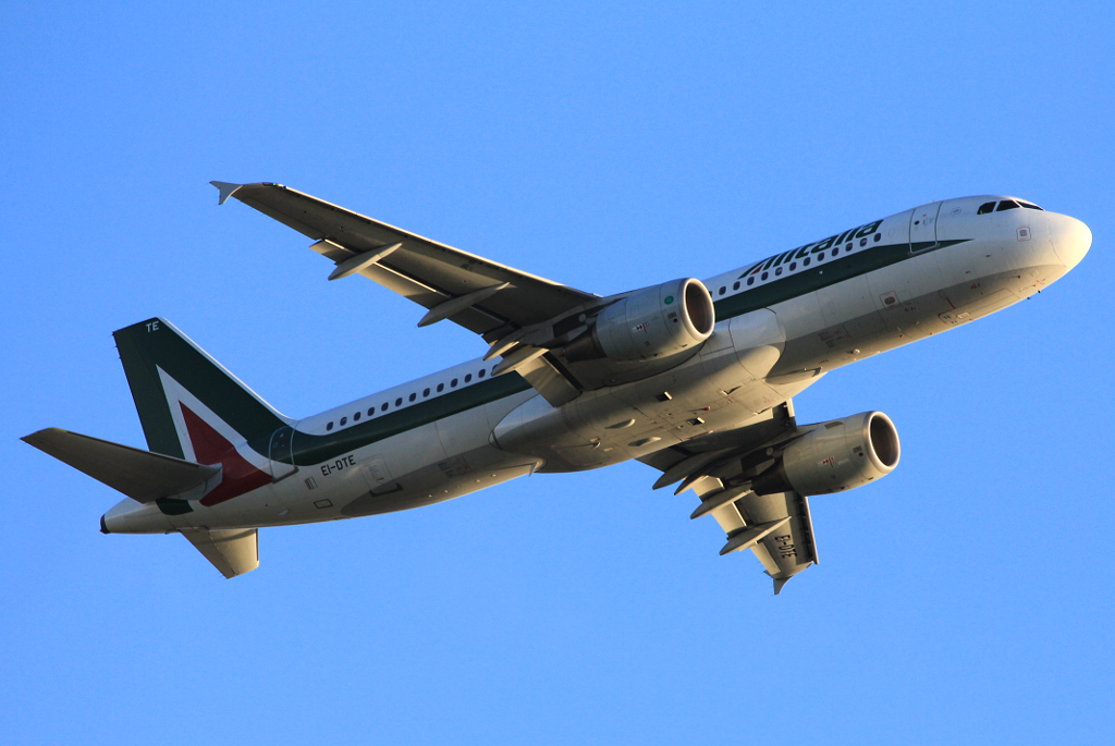 EI-DTE · Airbus A320-216 · (FCO / LIRF)