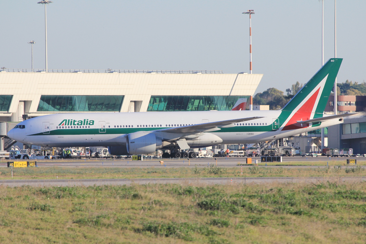 I-DISO, (cn 32857/424), Boeing 777-243/ER