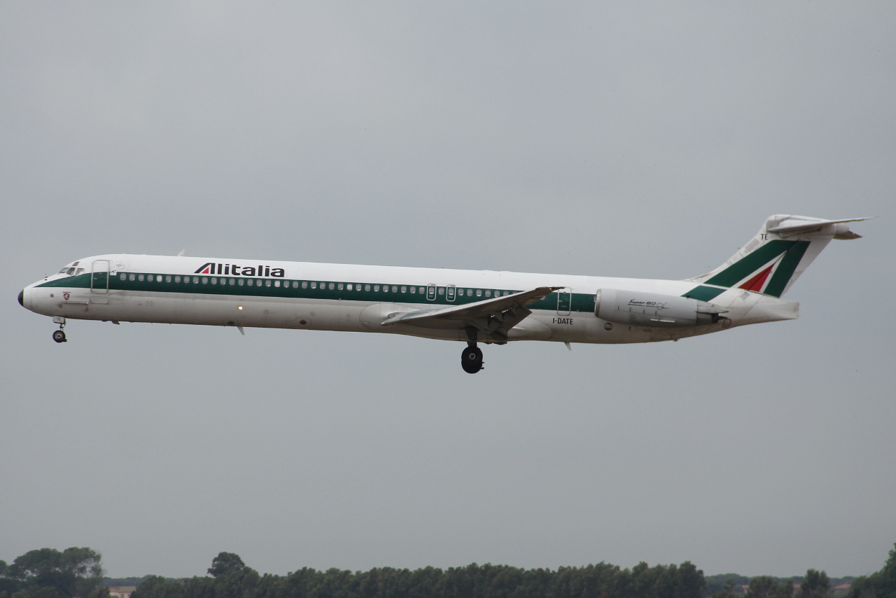 I-DATE (cn 53217) McDonnell Douglas MD-82
