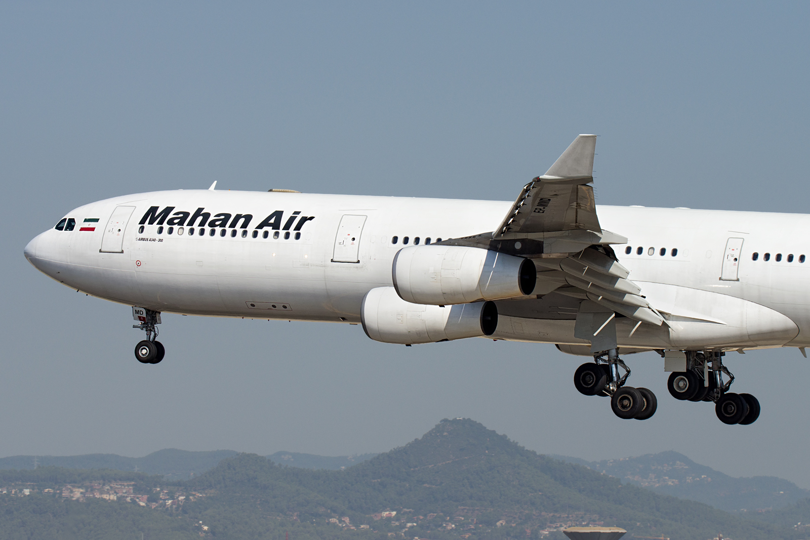 EP-MMD (164) 1997 Airbus A340-313
