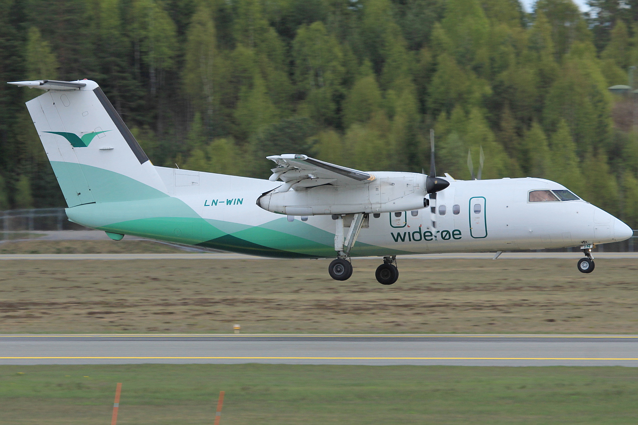 LN-WIN, (cn 409), De Havilland Canada DHC-8-103 Dash 8