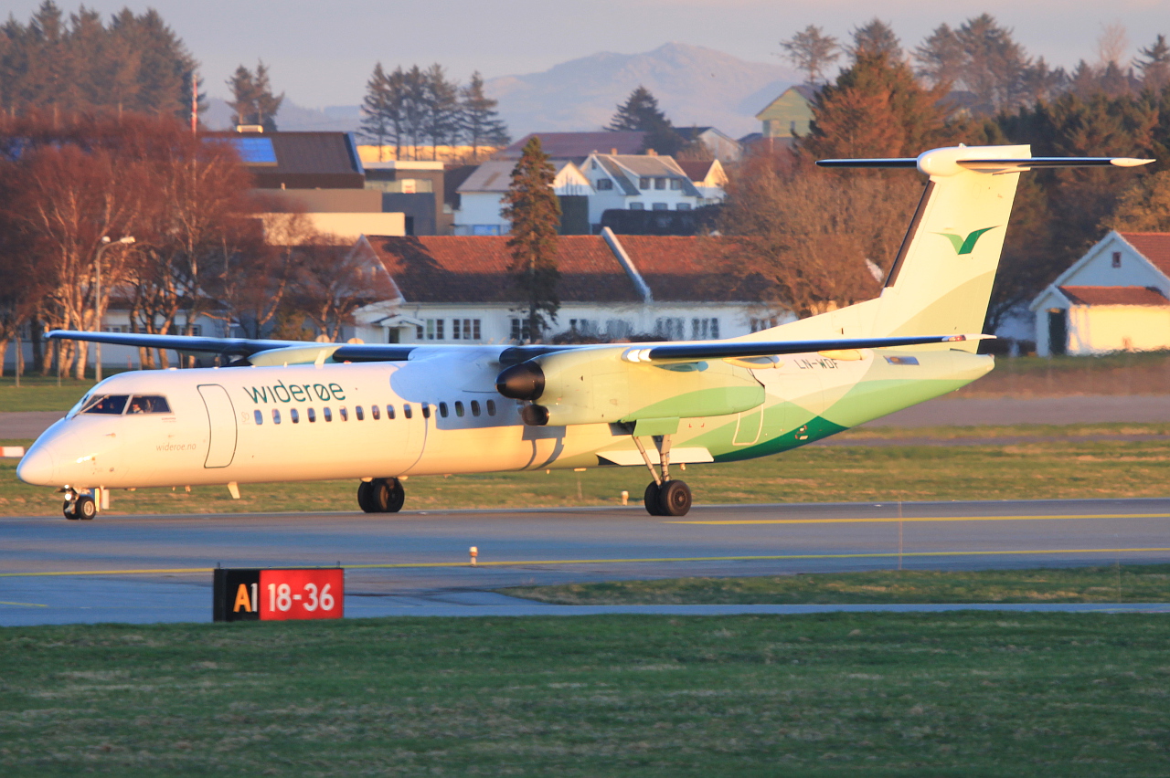 LN-WDF (4244) 2008 Bombardier Dash 8-Q402