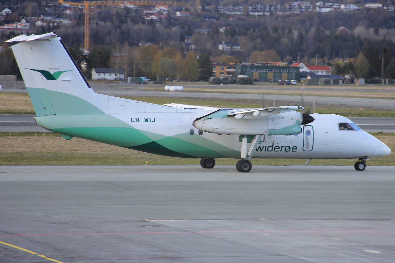 LN-WIJ, (cn 386), De Havilland Canada DHC-8-103 Dash 8