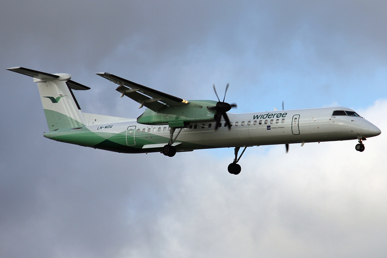 LN-WDG (4266) 2009 Bombardier Dash 8-Q402