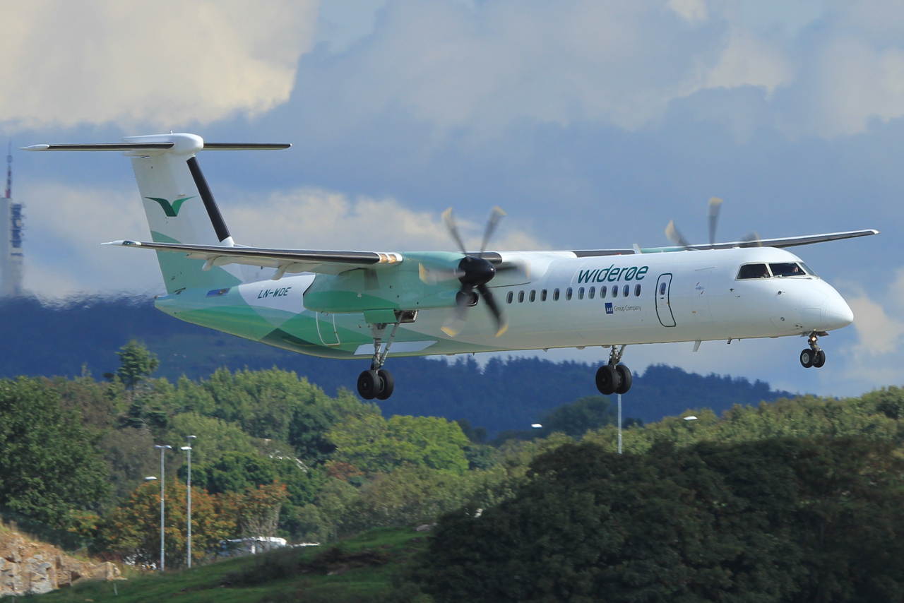 LN-WDE (4183) 2007 Bombardier Dash 8-Q402