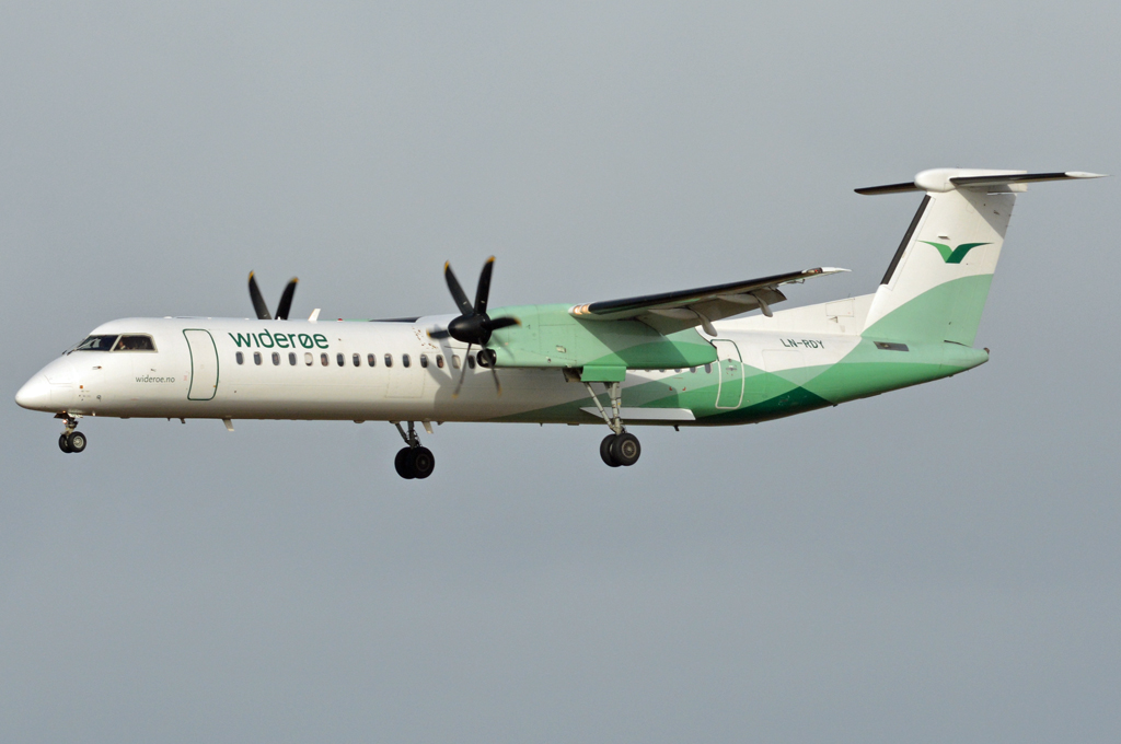 LN-RDY (4062) 2001 Bombardier Dash 8-Q402