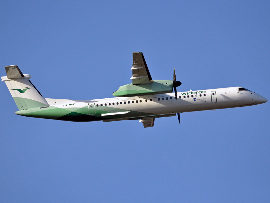 LN-WDF (4244) 2008 Bombardier Dash 8-Q402