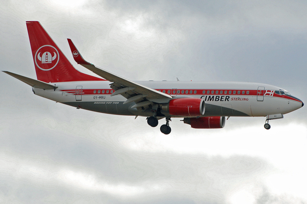 OY-MRU (29079) 1999 Boeing 737-73S(WL)